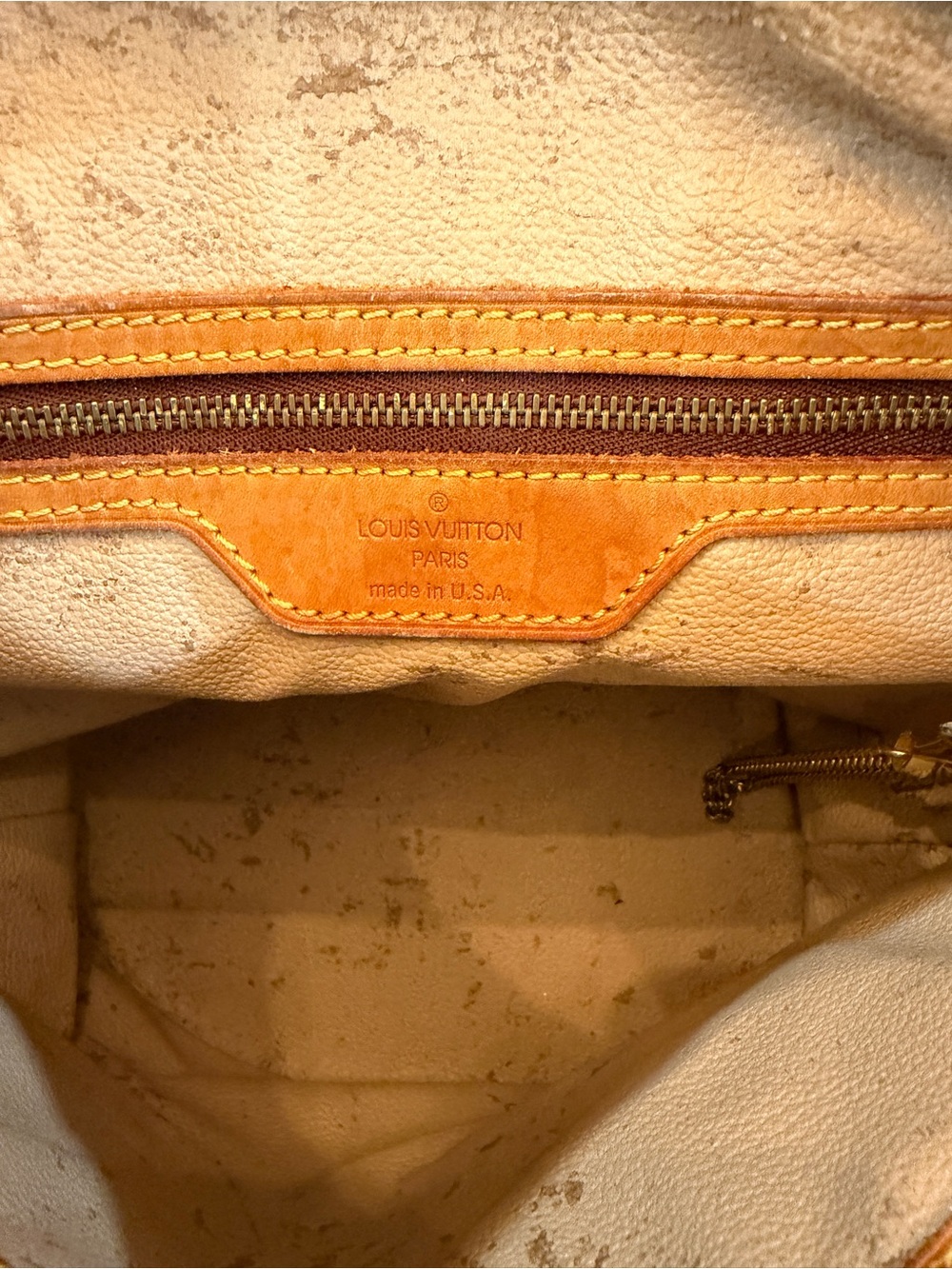 Louis Vuitton Monogram bucket petite - Picture 8 of 11